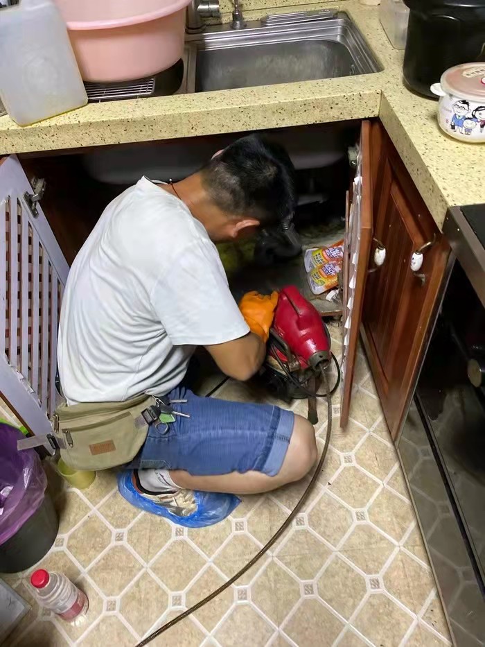 西湖通下水道